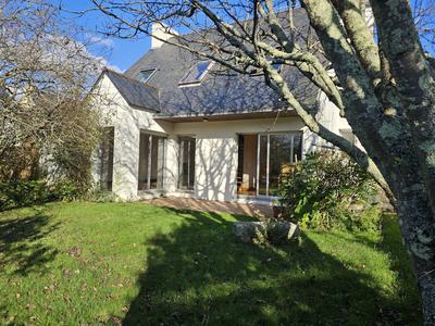 Maison - 127 m² - 6 pièces