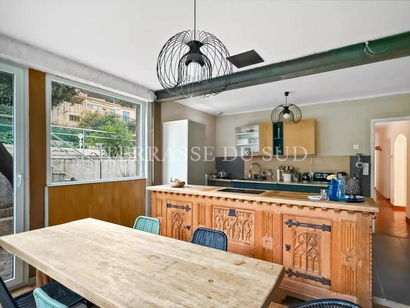 Maison - 162 m² - 7 pièces