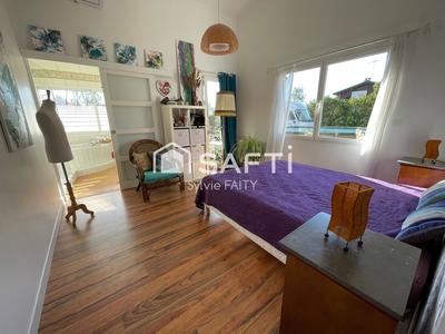 Maison - 185 m² - 6 pièces