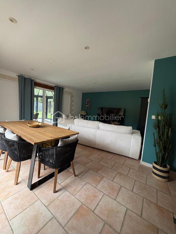 Maison - 92 m² - 5 pièces