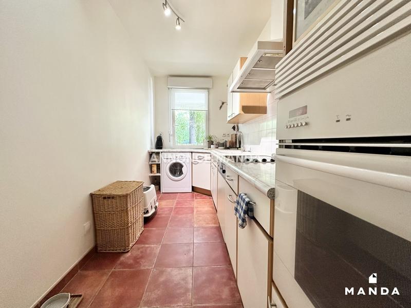 Chambre - 11 m² - 3 pièces