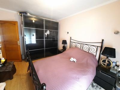 Maison - 242 m² - 6 pièces