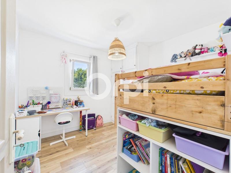 Villa - 137 m² - 6 pièces