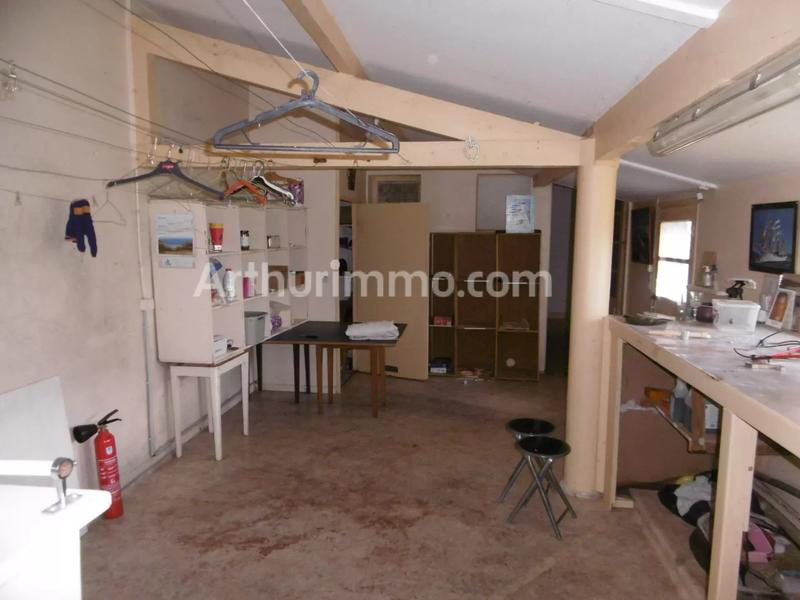 Maison - 570 m² - 31 pièces