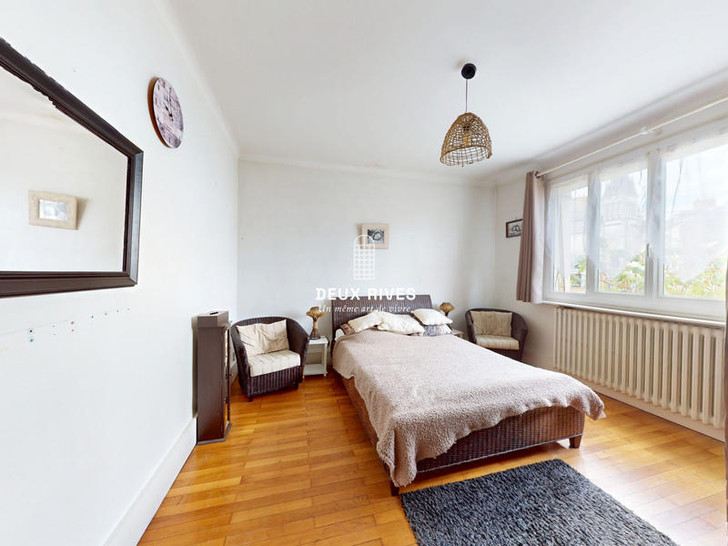 Appartement - 150 m² - 4 pièces