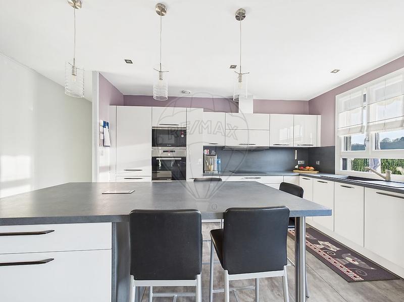 Maison - 88 m² - 5 pièces