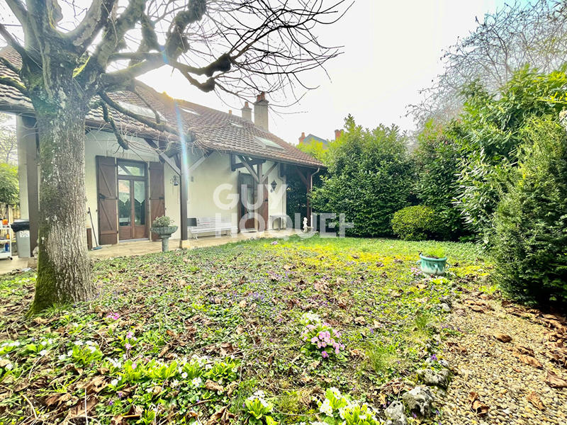 Maison - 102 m² - 5 pièces