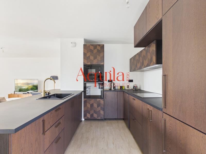 Appartement - 84 m² - 4 pièces