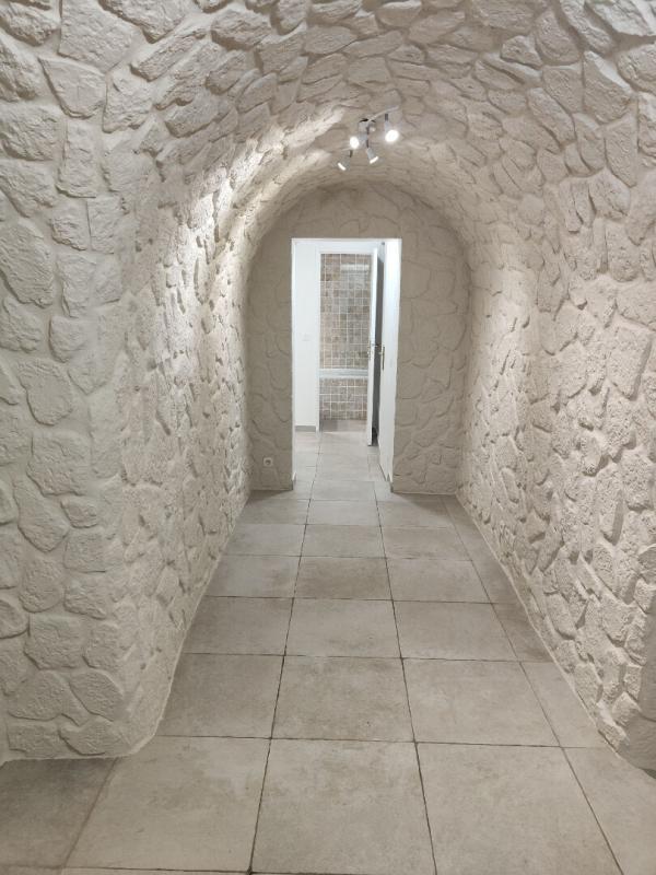 Maison - 80 m² - 8 pièces