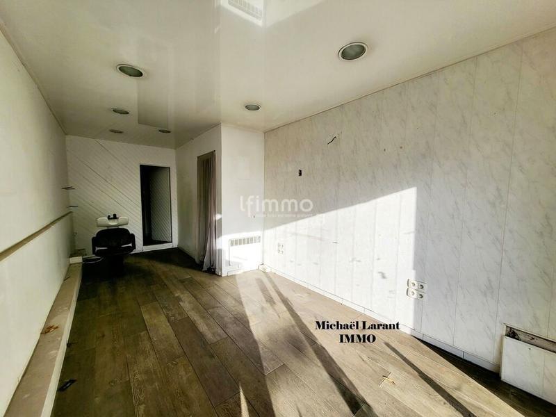 Immeuble - 228 m² - 8 pièces