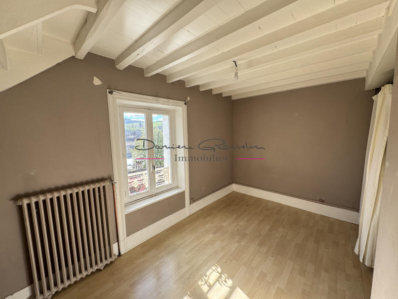 Maison - 95 m² - 6 pièces