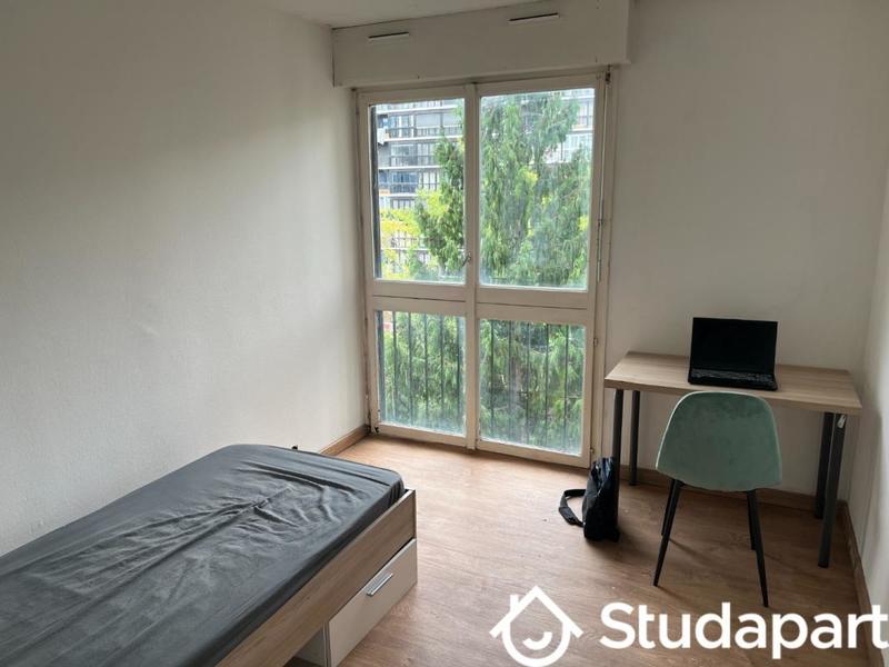 Chambre - 10 m² - 1 pièce