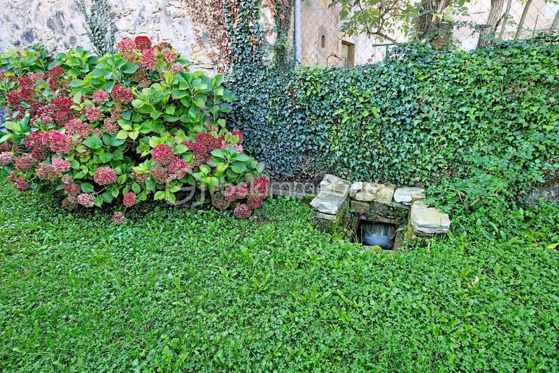 Maison en pierre - 120 m² - 9 pièces