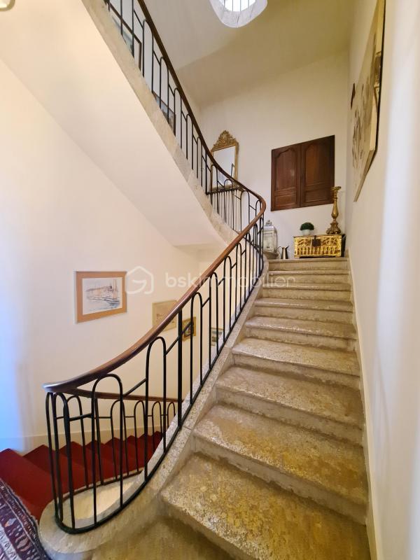Maison de ville - 288 m² - 10 pièces