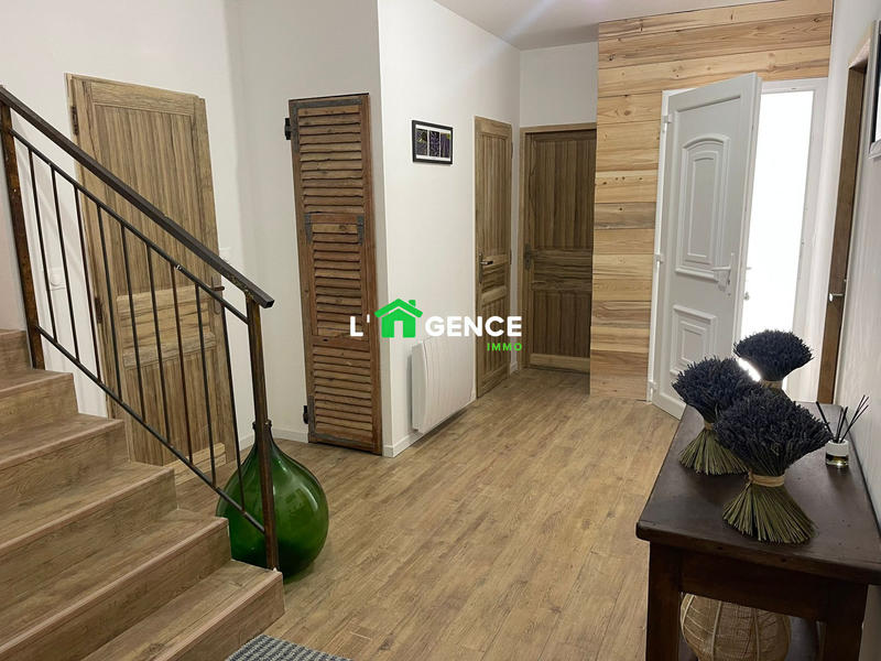 Maison - 160 m² - 5 pièces