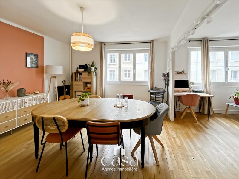 Appartement - 95 m² - 4 pièces