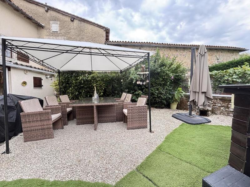 Maison - 142 m² - 6 pièces