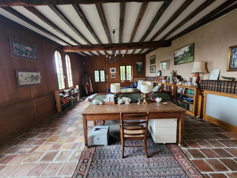 Maison - 200 m² - 12 pièces