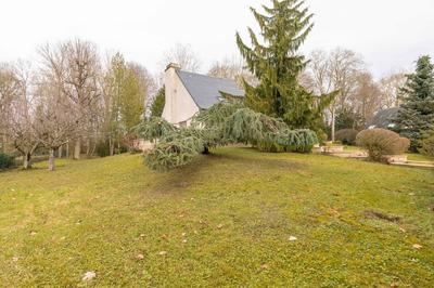 Maison - 425 m² - 13 pièces