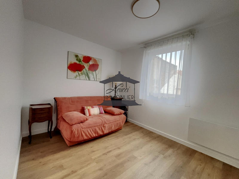 Appartement - 79 m² - 3 pièces