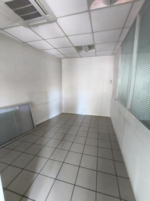 Bureau - 78 m² - 4 pièces