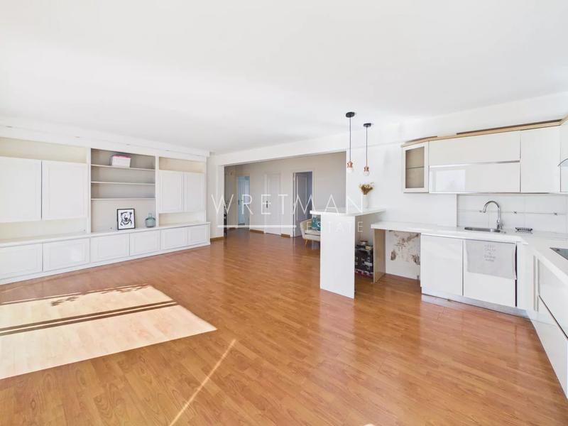 Appartement - 85 m² - 4 pièces