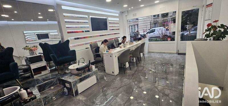 Local commercial - 64 m²