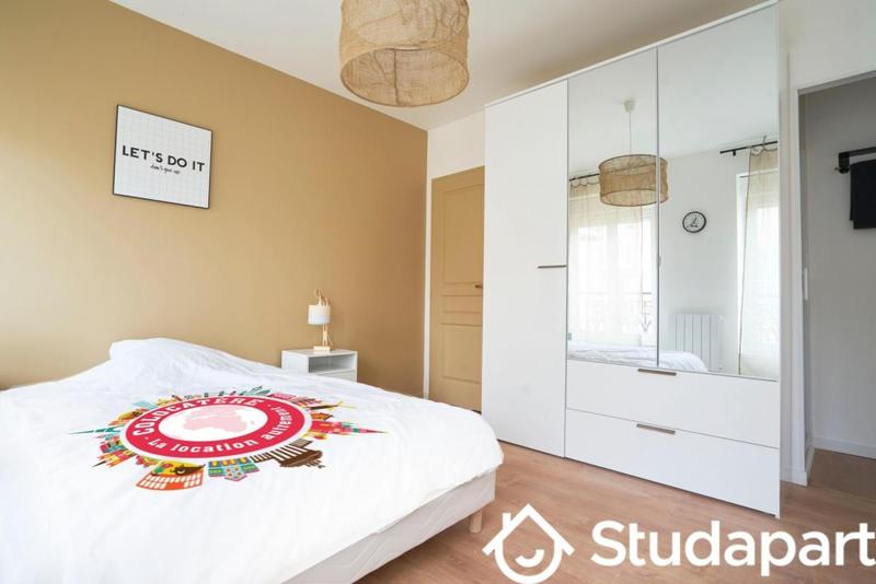 Chambre - 10 m² - 1 pièce