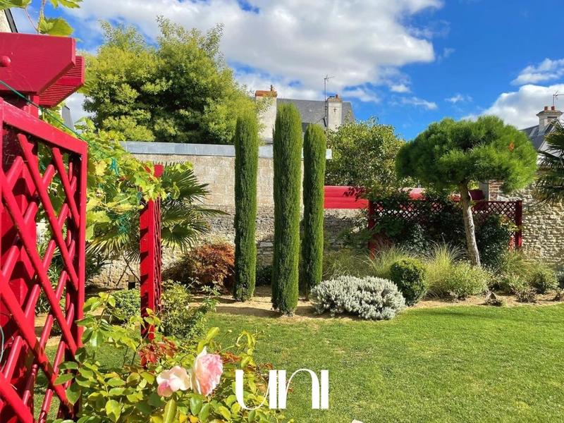 Maison - 185 m² - 6 pièces