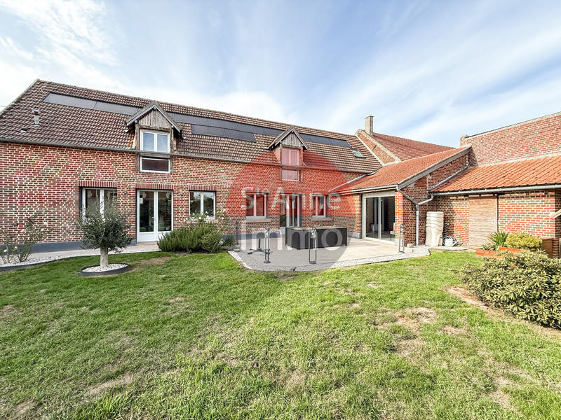 Maison - 192 m² - 6 pièces