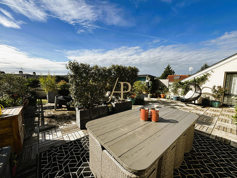 Appartement - 113 m² - 4 pièces