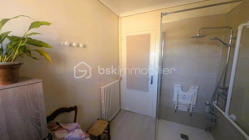 Maison traditionnelle - 90 m² - 7 pièces