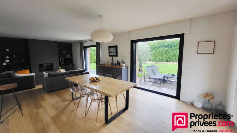 Maison - 122 m² - 4 pièces