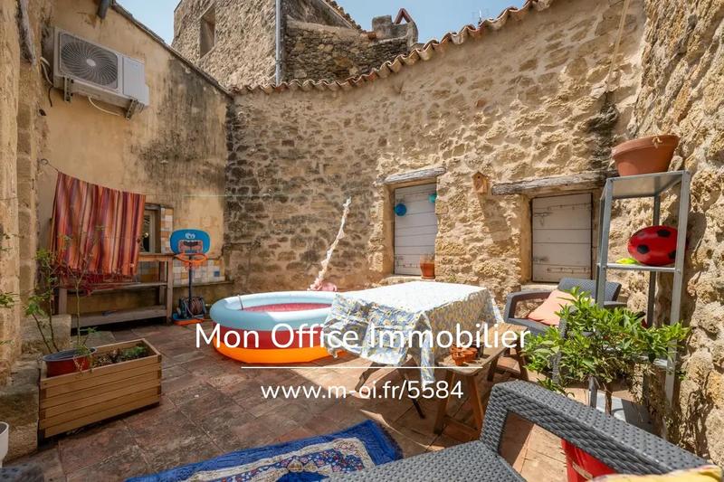 Maison de village - 95 m² - 4 pièces