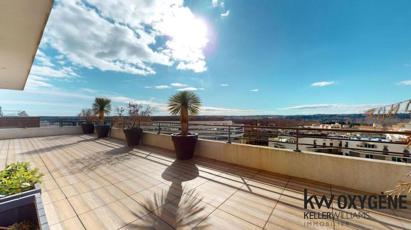 Appartement - 144 m² - 4 pièces