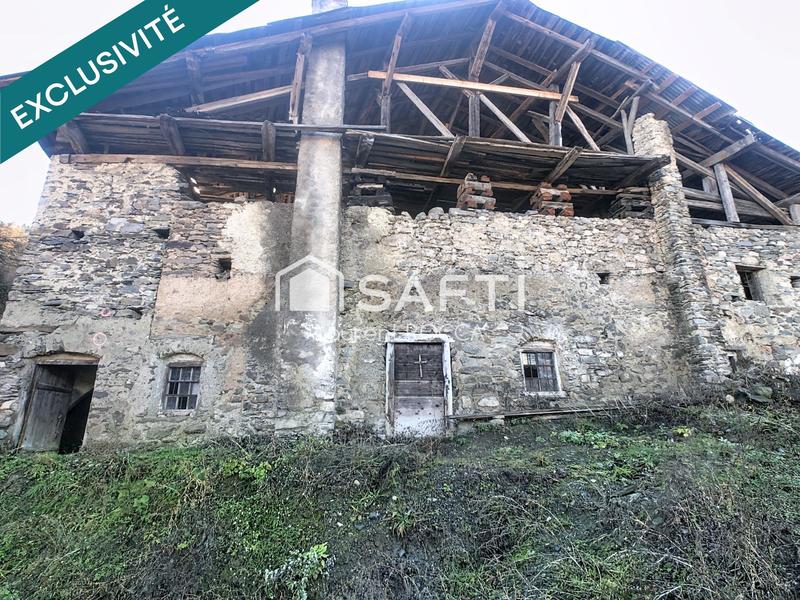 Maison - 200 m² - 2 pièces