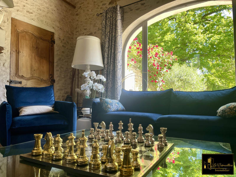 Maison ancienne - 268 m² - 11 pièces