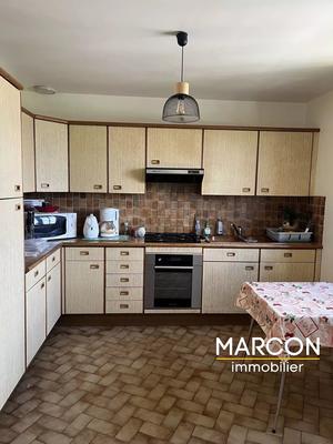 Maison - 94 m² - 4 pièces