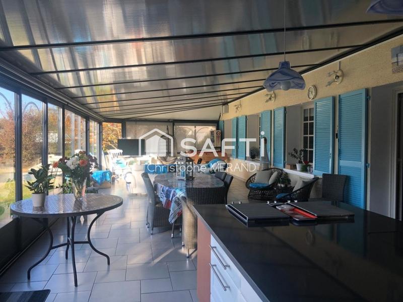 Maison - 296 m² - 12 pièces