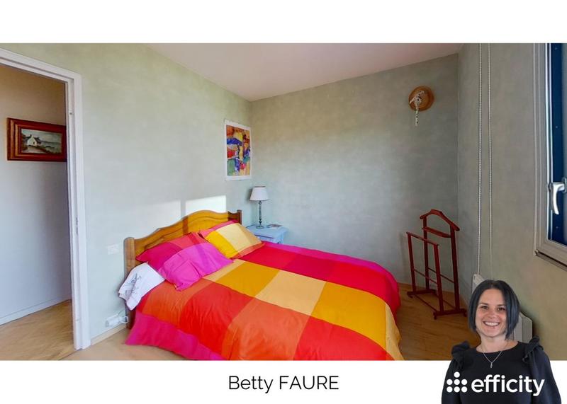 Appartement - 100 m² - 5 pièces