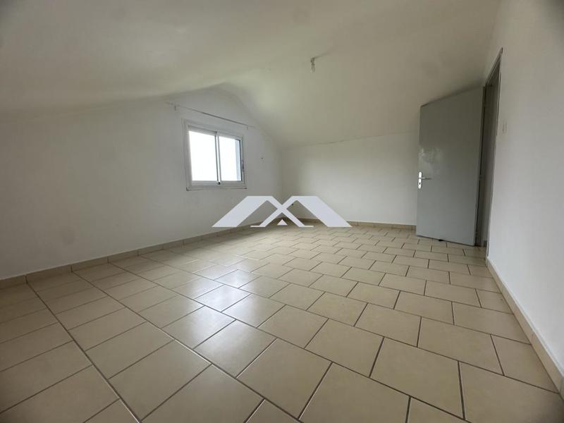 Maison traditionnelle - 93 m² - 4 pièces