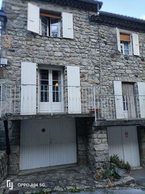 Maison - 97 m² - 5 pièces