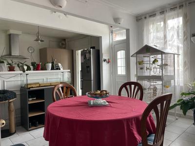 Maison - 108 m² - 6 pièces