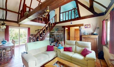 Maison - 105 m² - 5 pièces