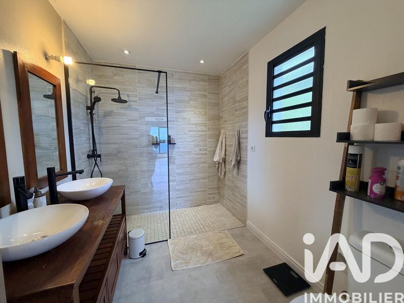 Maison - 127 m² - 5 pièces