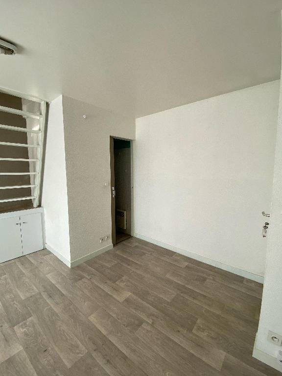 Appartement - 16 m² - 1 pièce