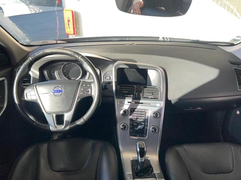 Volvo Xc60 Business D3 150 Ch Ss Momentum