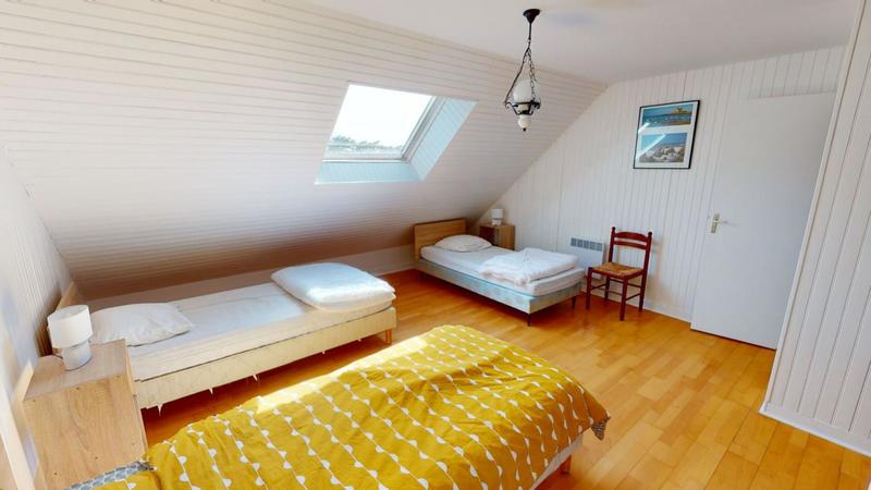 Maison - 212 m² - 9 pièces