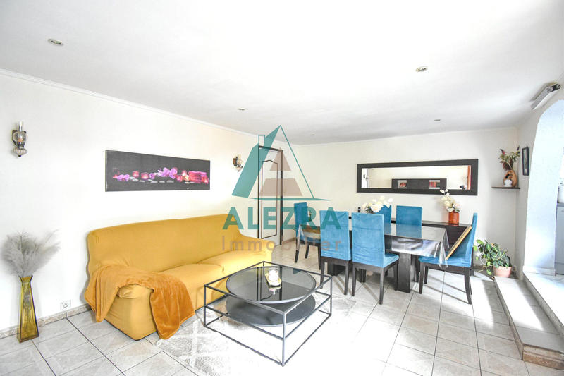 Maison - 79 m² - 4 pièces