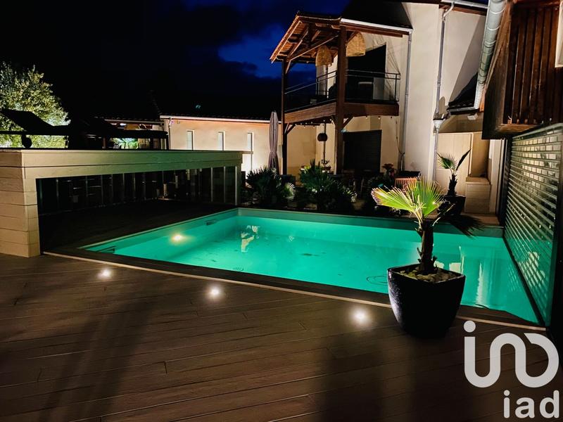 Maison de maîtres - 300 m² - 7 pièces